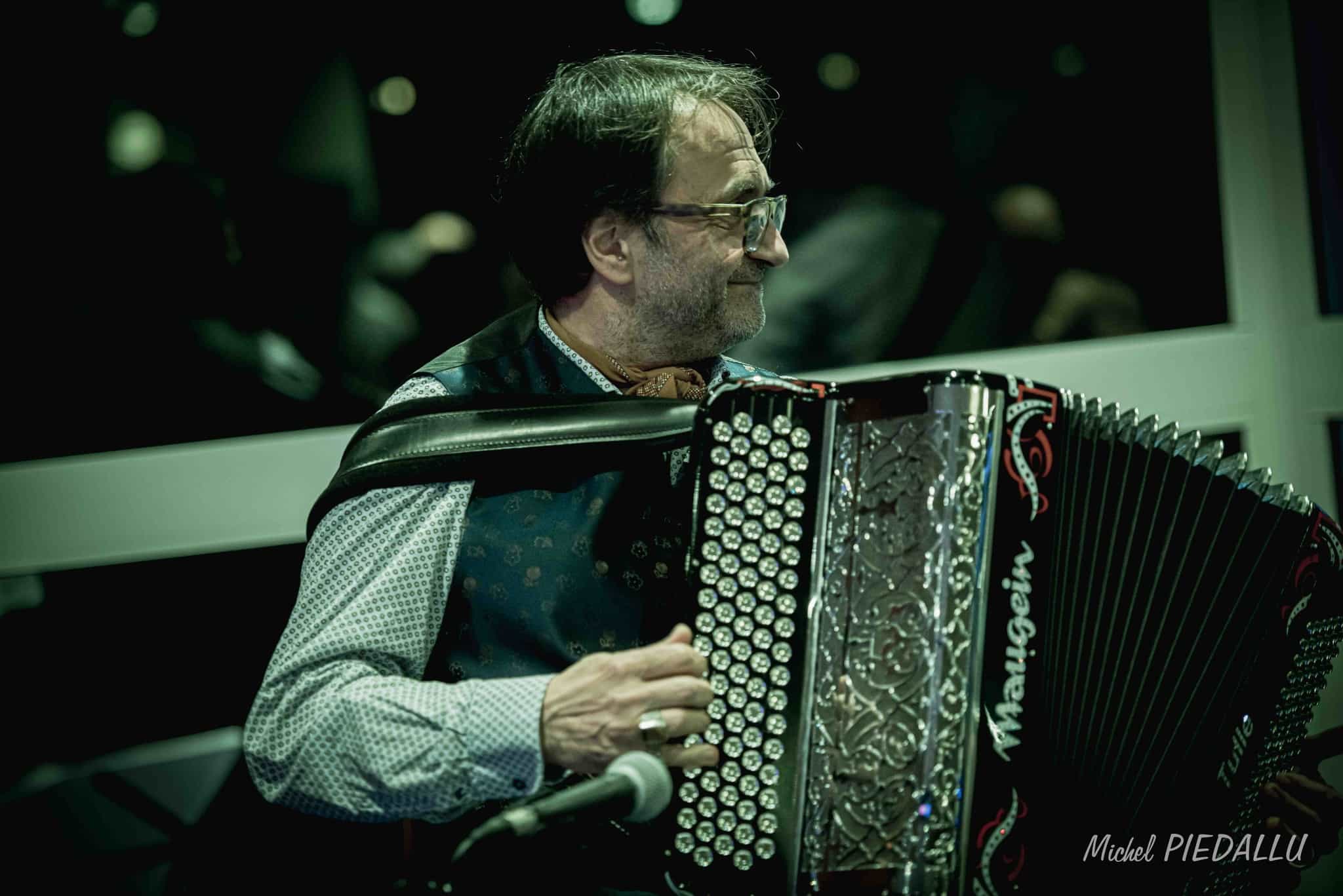 Laudat Ritournelle 4 tet